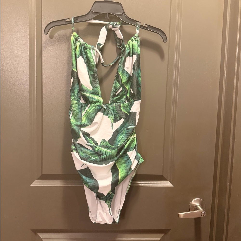 Green Leaf Print Women’s One-Piece Swimsuit